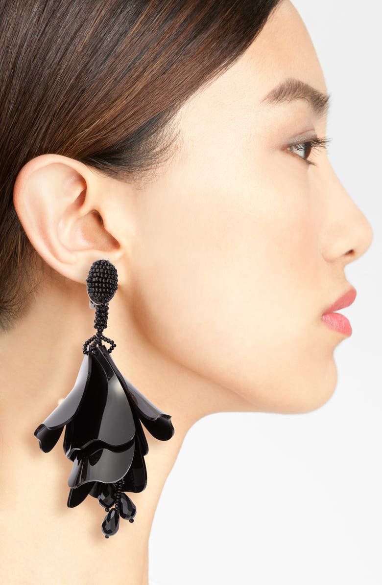 Oscar de la Renta Large Impatiens Flower Clip Earrings, Alternate, color,