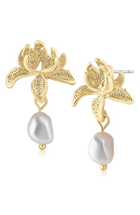 Fresh Water Pearl Flower Earrings