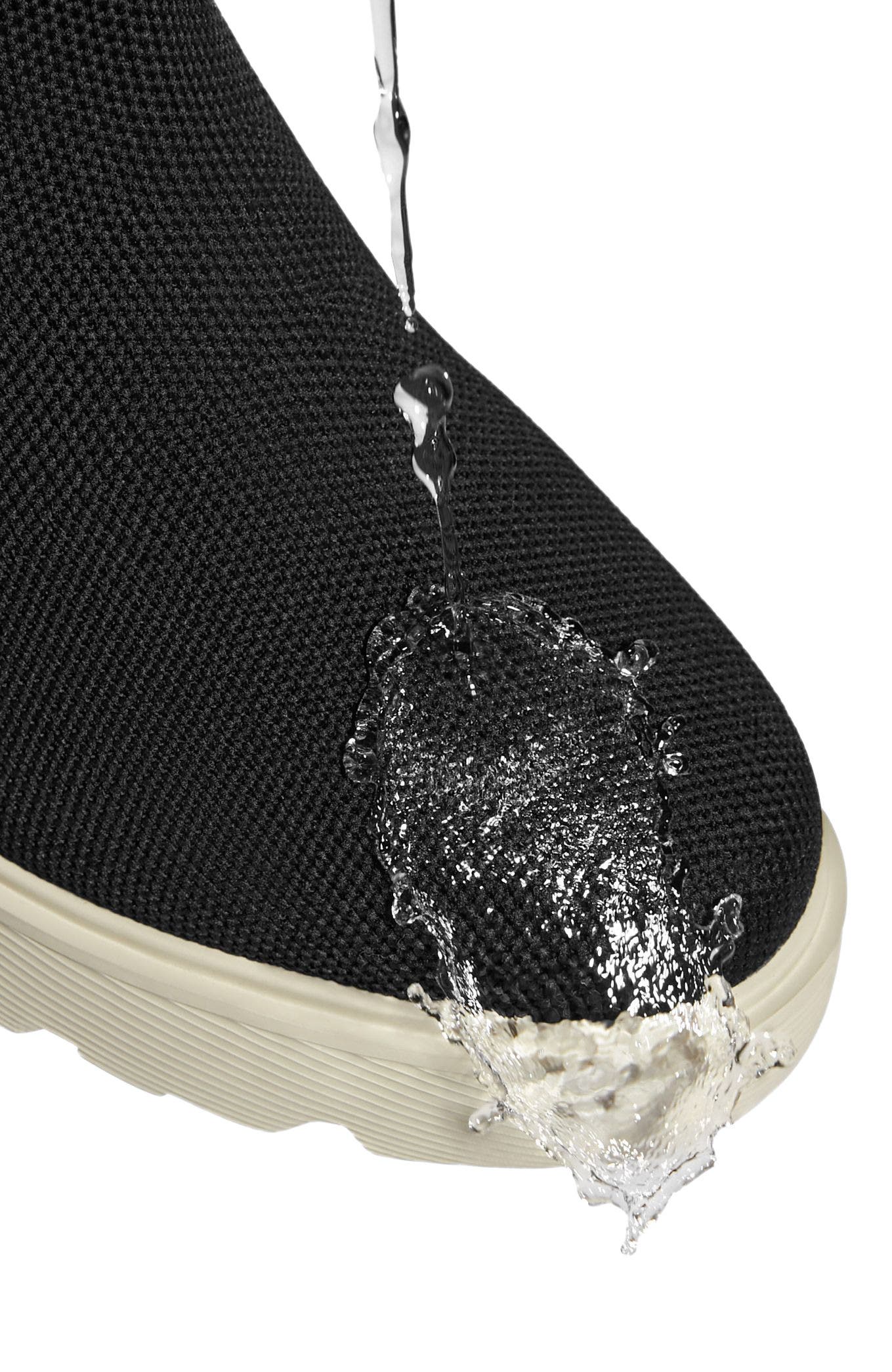 VIVAIA Round-Toe Chunky Platform Travel Boots, Alternate, color, Black-Beige