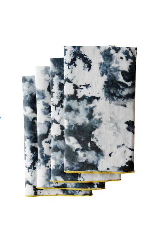 Goldie Home Grey Marble Napkin Set Of 4 In Grey Marble Gold Trim