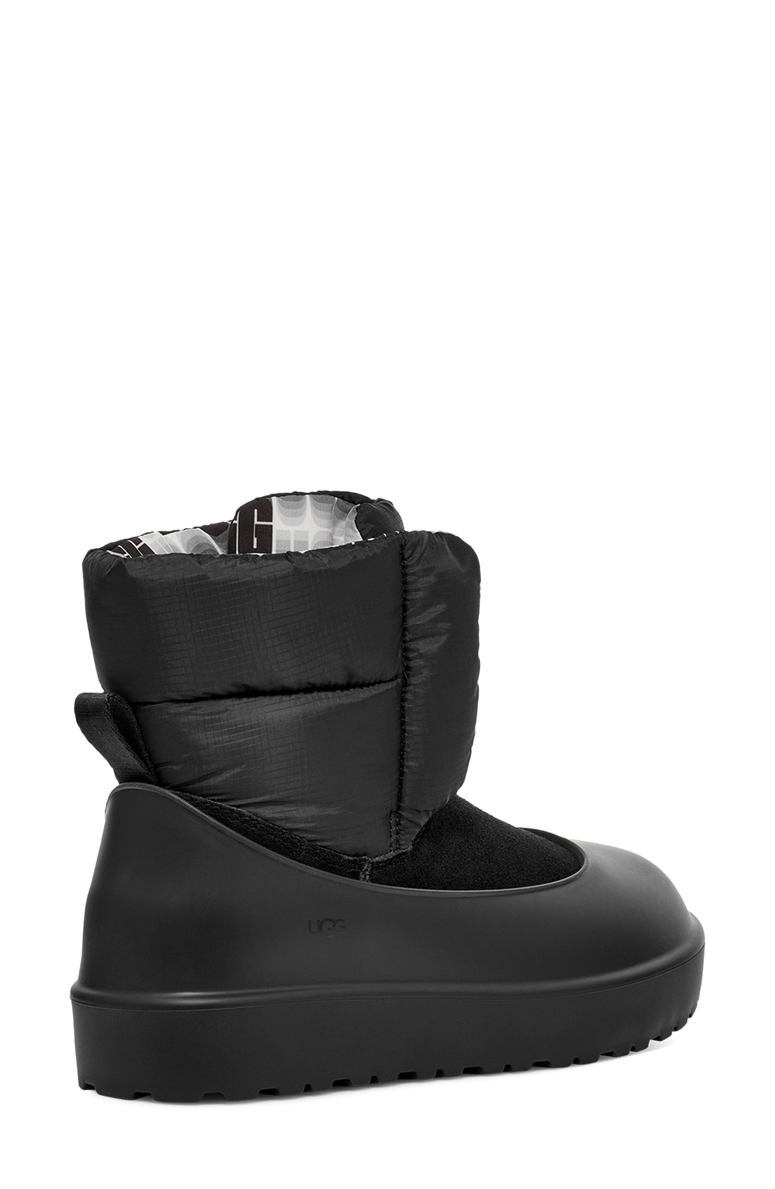 UGG<sup>®</sup> Classic Maxi Toggle Bootie, Alternate, color, 