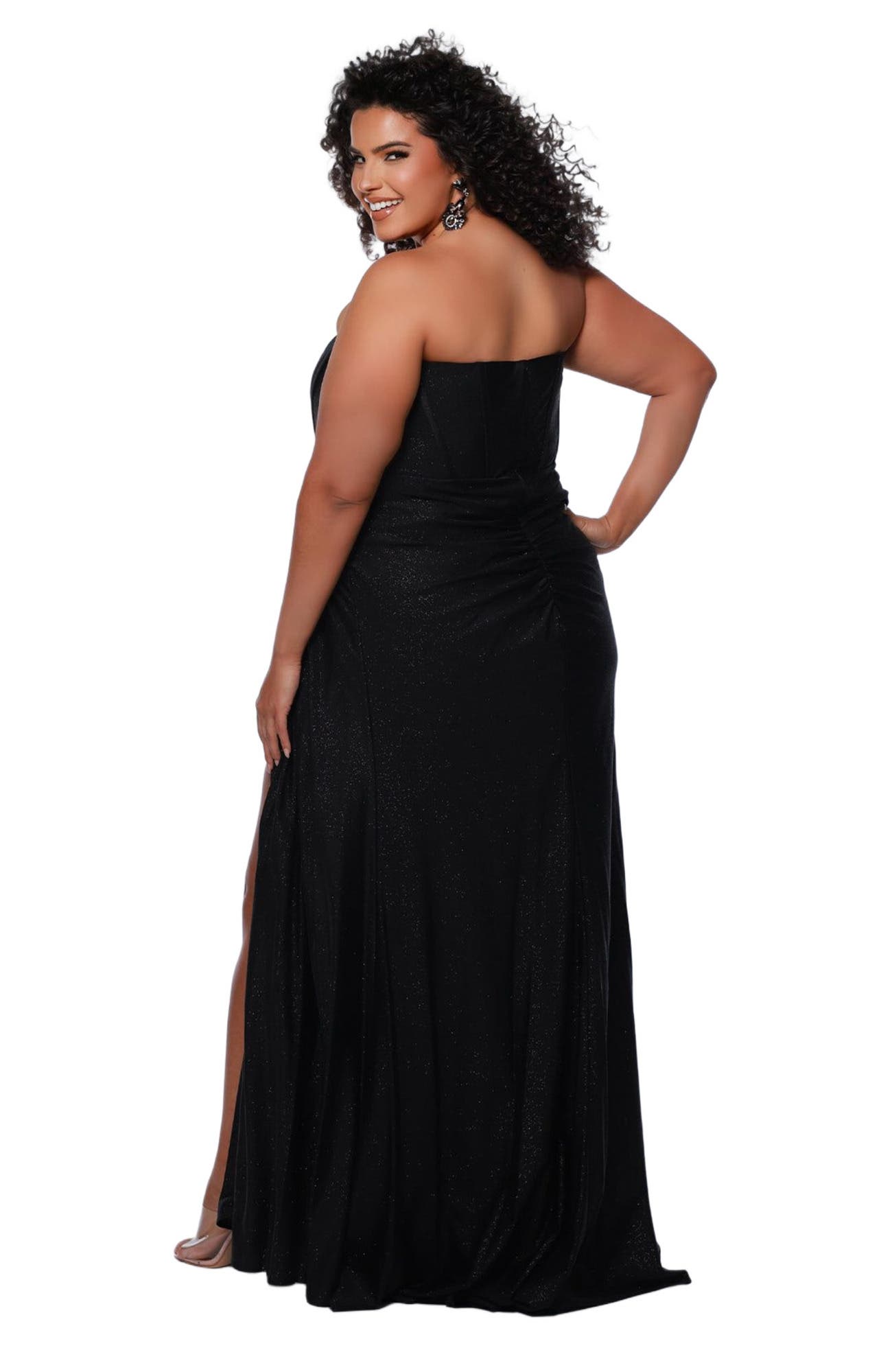 Strapless Corset Slim Fitted Plus Size Gown - image 2