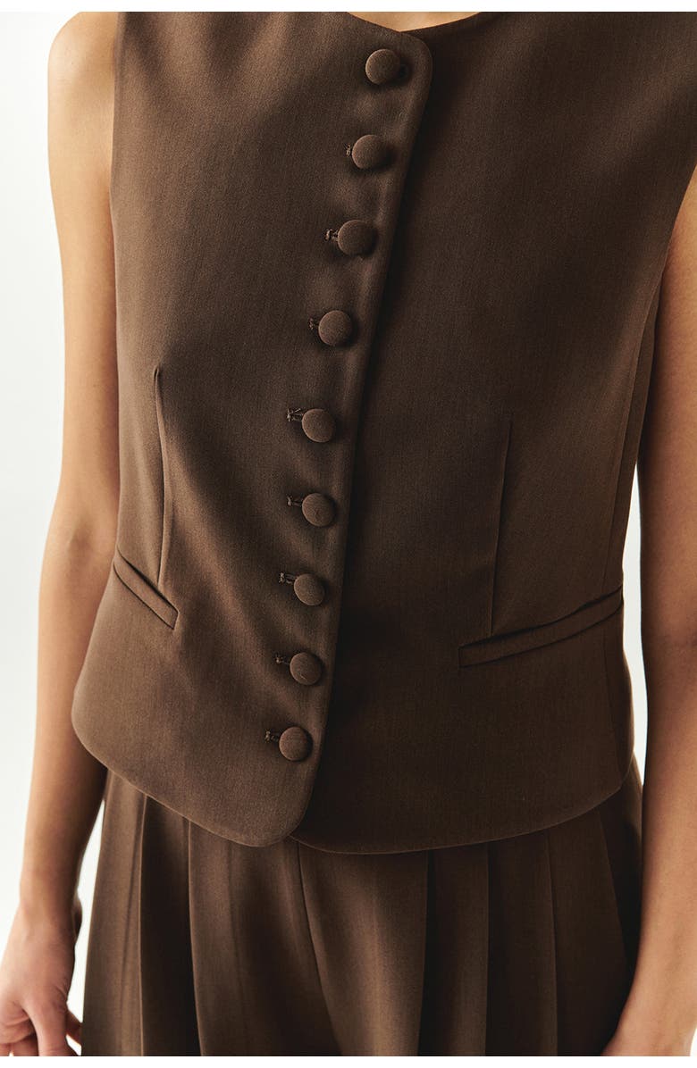 Exquise Elowyn Sleeveless Vest, Alternate, color, Brown