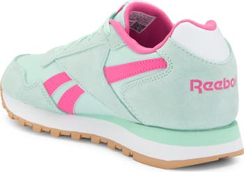 Glide Sneaker