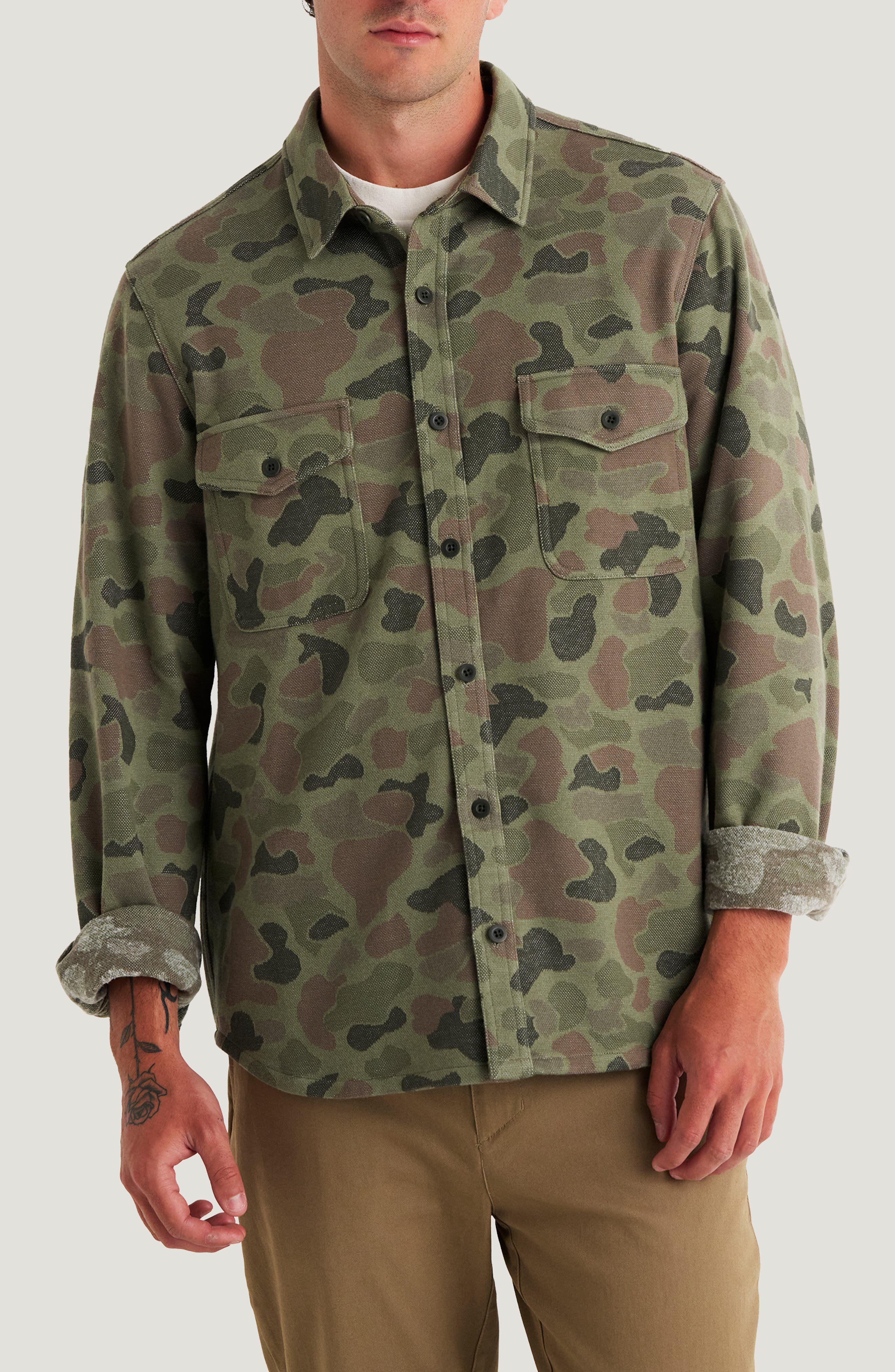 selected VINTAGE CAMO OIL GREEN