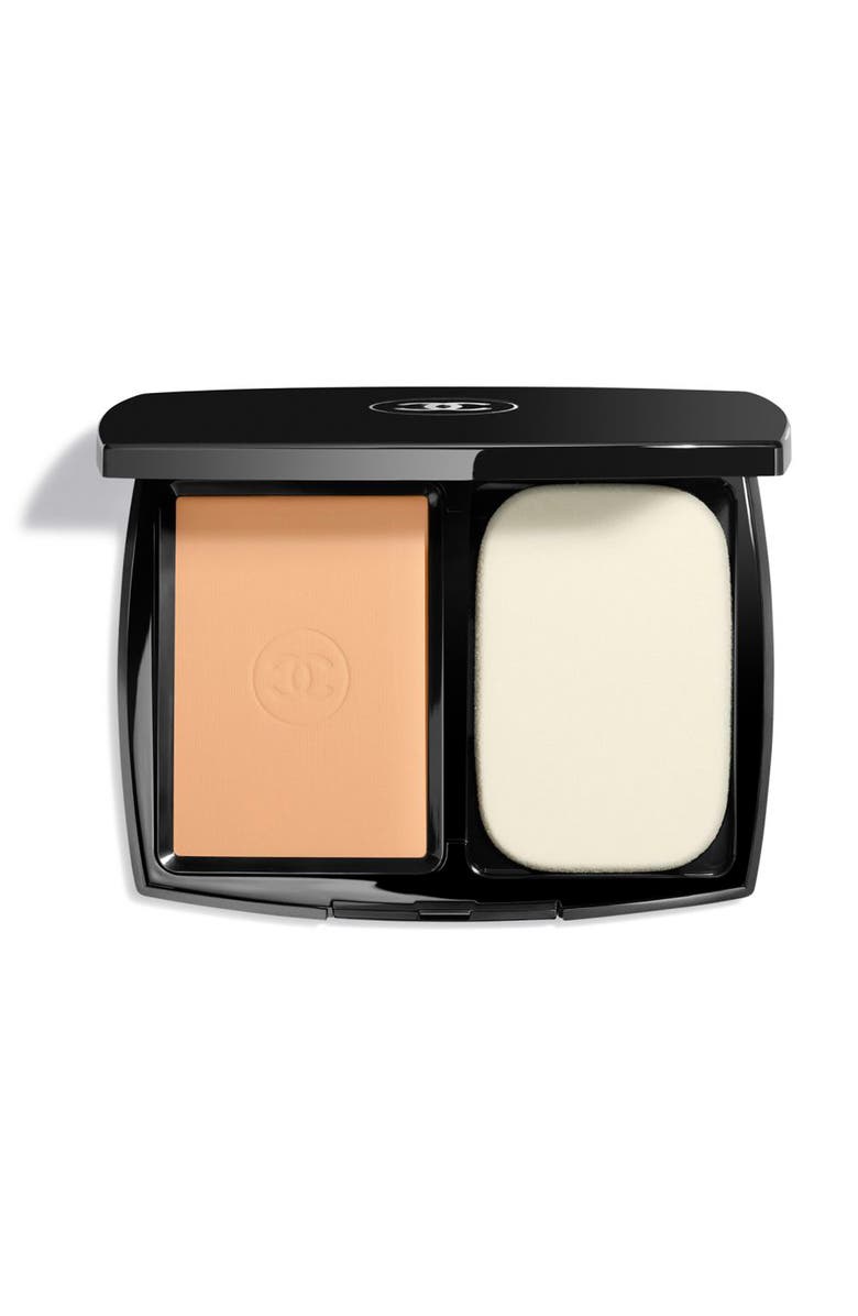 CHANEL ULTRA LE TEINT Ultrawear All-Day Comfort Flawless Finish Compact Foundation, Main, color, B70