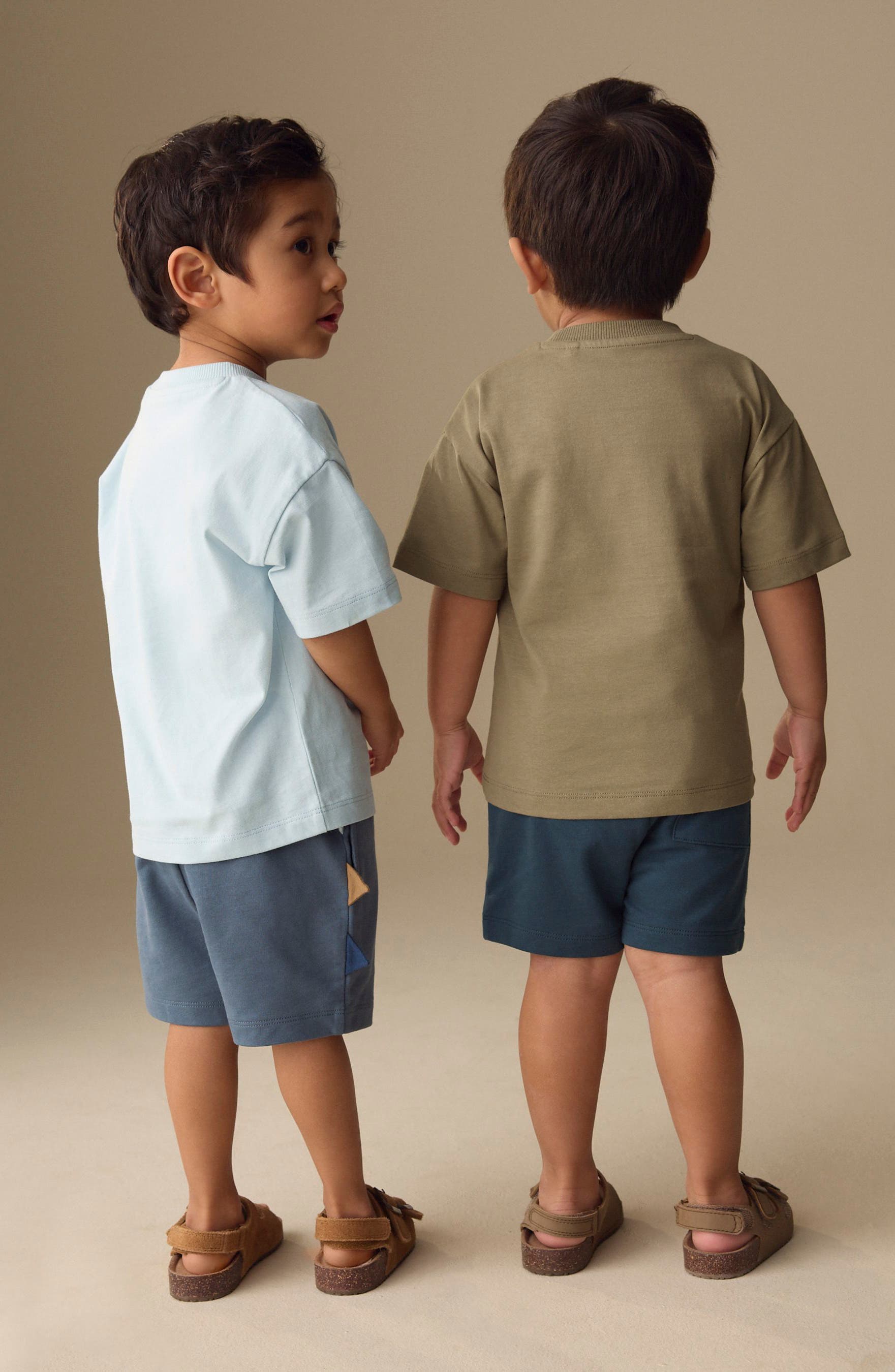 NEXT Kids' 4-Pack Dino Graphic T-Shirts & Assorted Shorts — фото 4