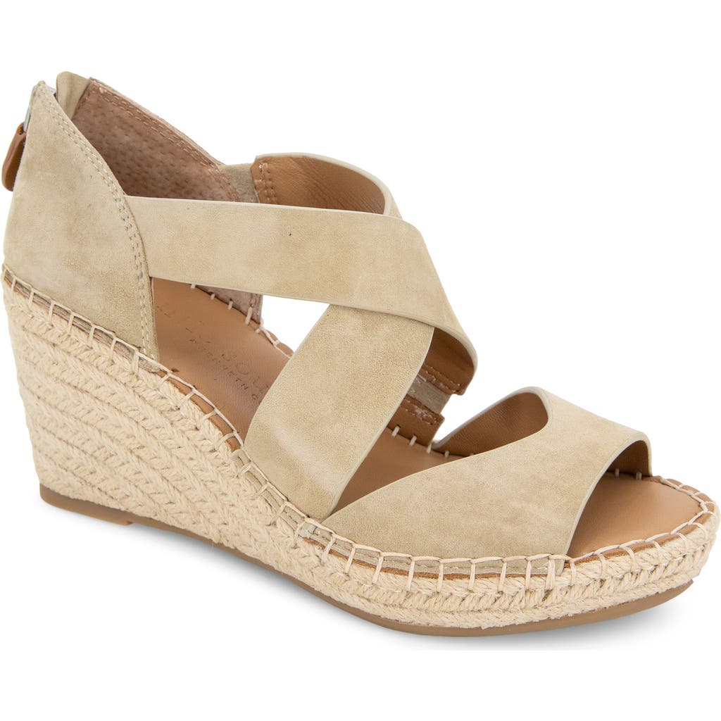 GENTLE SOULS BY KENNETH COLE GENTLE SOULS CORINNE WEDGE SANDAL