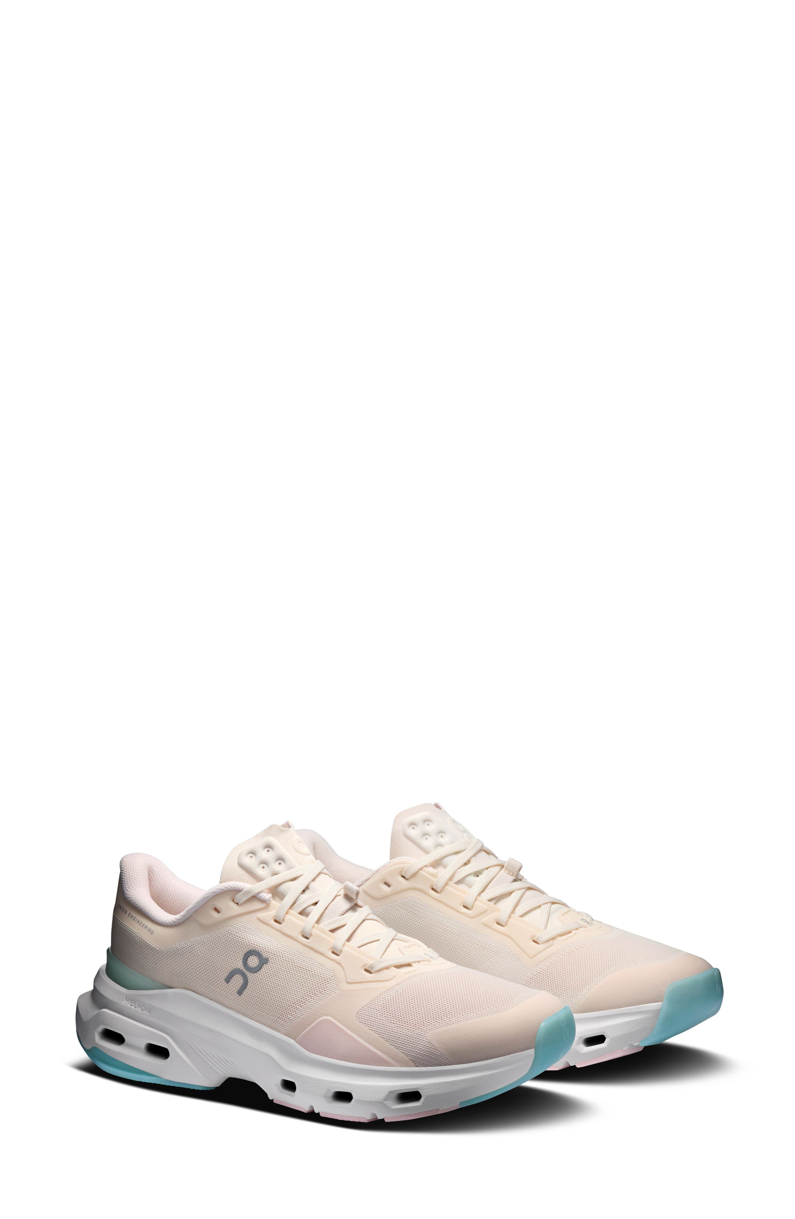 On Cloudpulse 2 Training Shoe In White