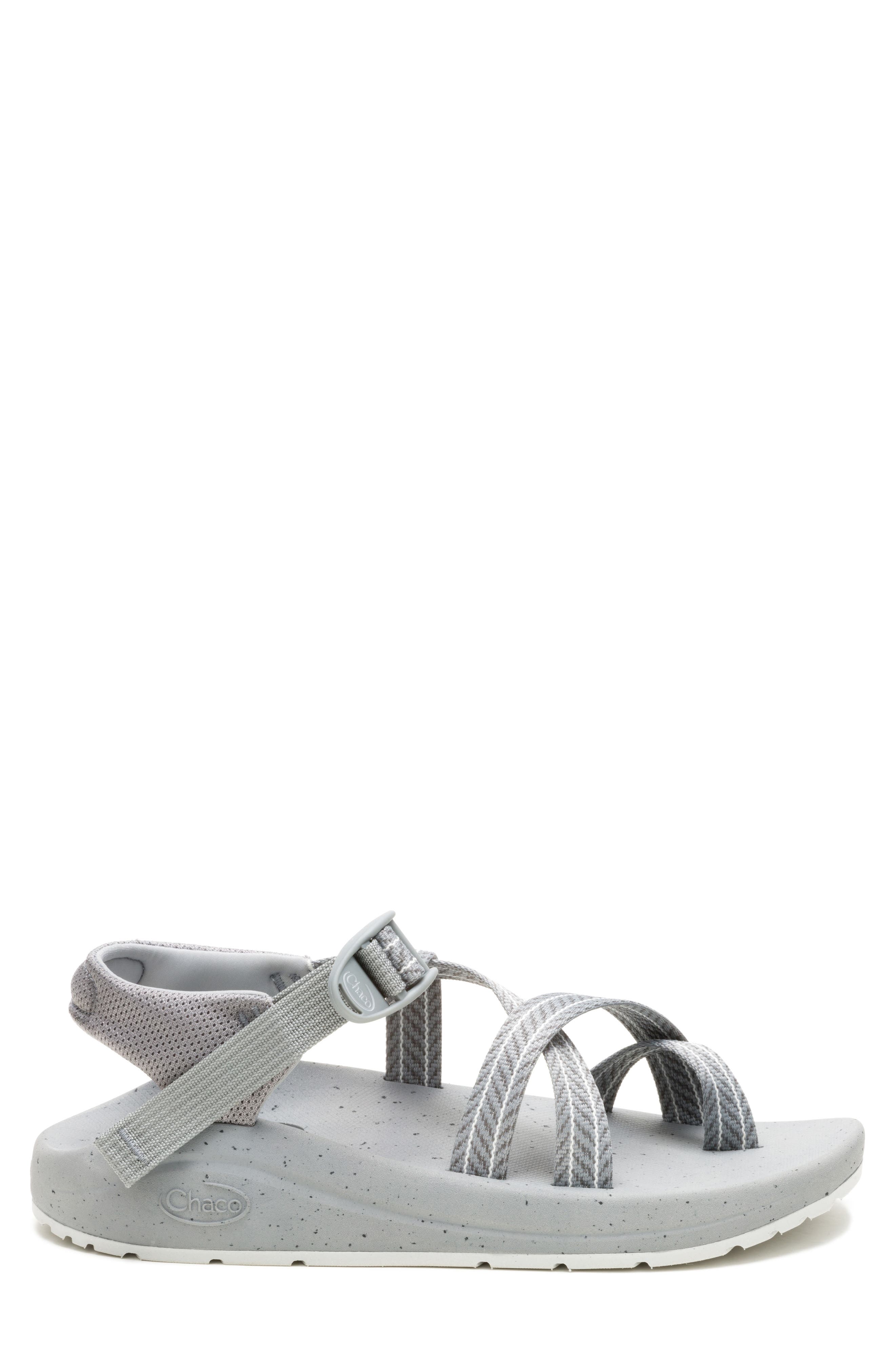 thumbnail image 2 of Chaco Women's Cushz Toe-Loop Sandal - Lightweight Adventure Sandals 2 of 14