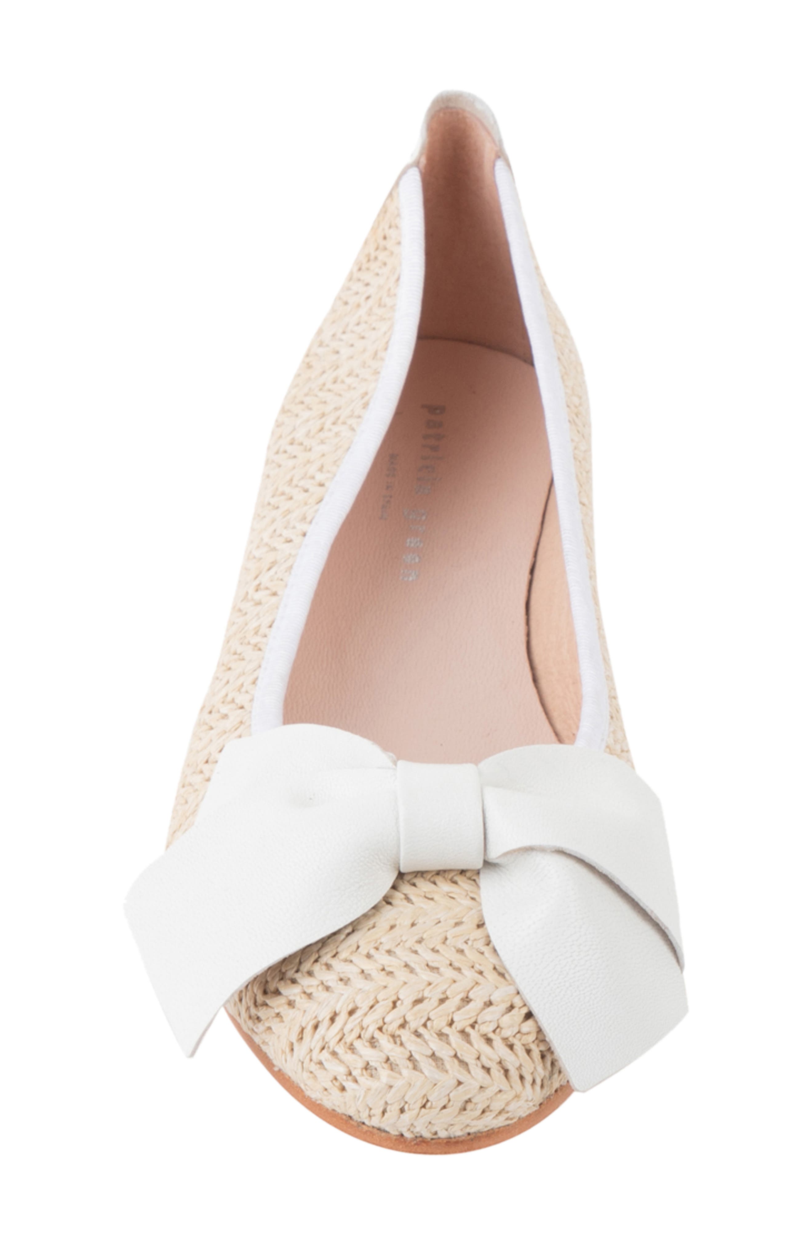 St. Tropez Bow Raffia Flat, Alternate, color, WHITE STRAW