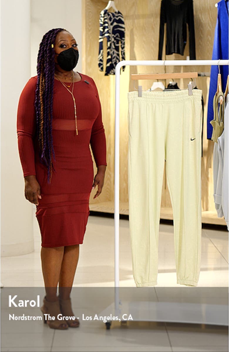 Sportswear Women's Essential Fleece Pants, sales video thumbnail