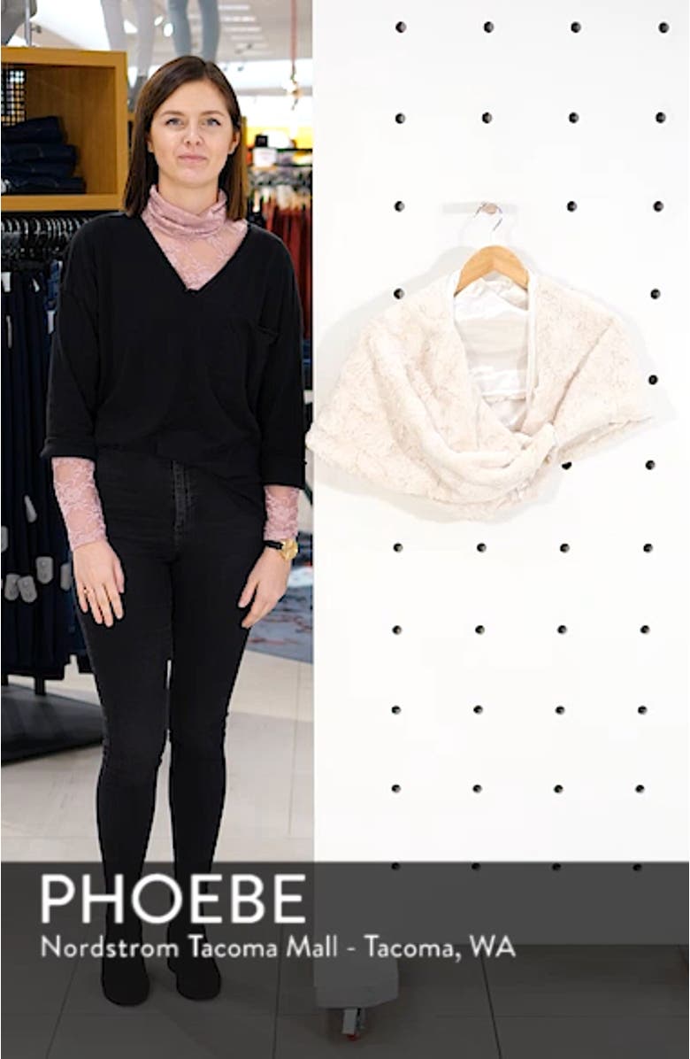 Faux Fur Stole, sales video thumbnail