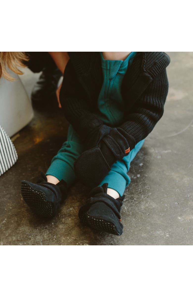 goumikids Goumi Knit Stay On Baby Mitts, Alternate, color, 