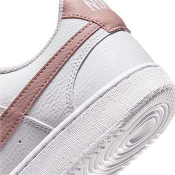 Court Vision Low Sneaker