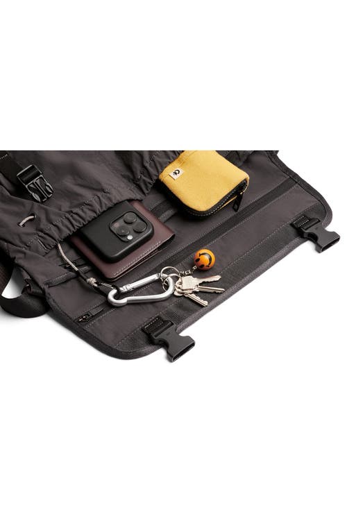 Bellroy Cinch Messenger Bag In Gray