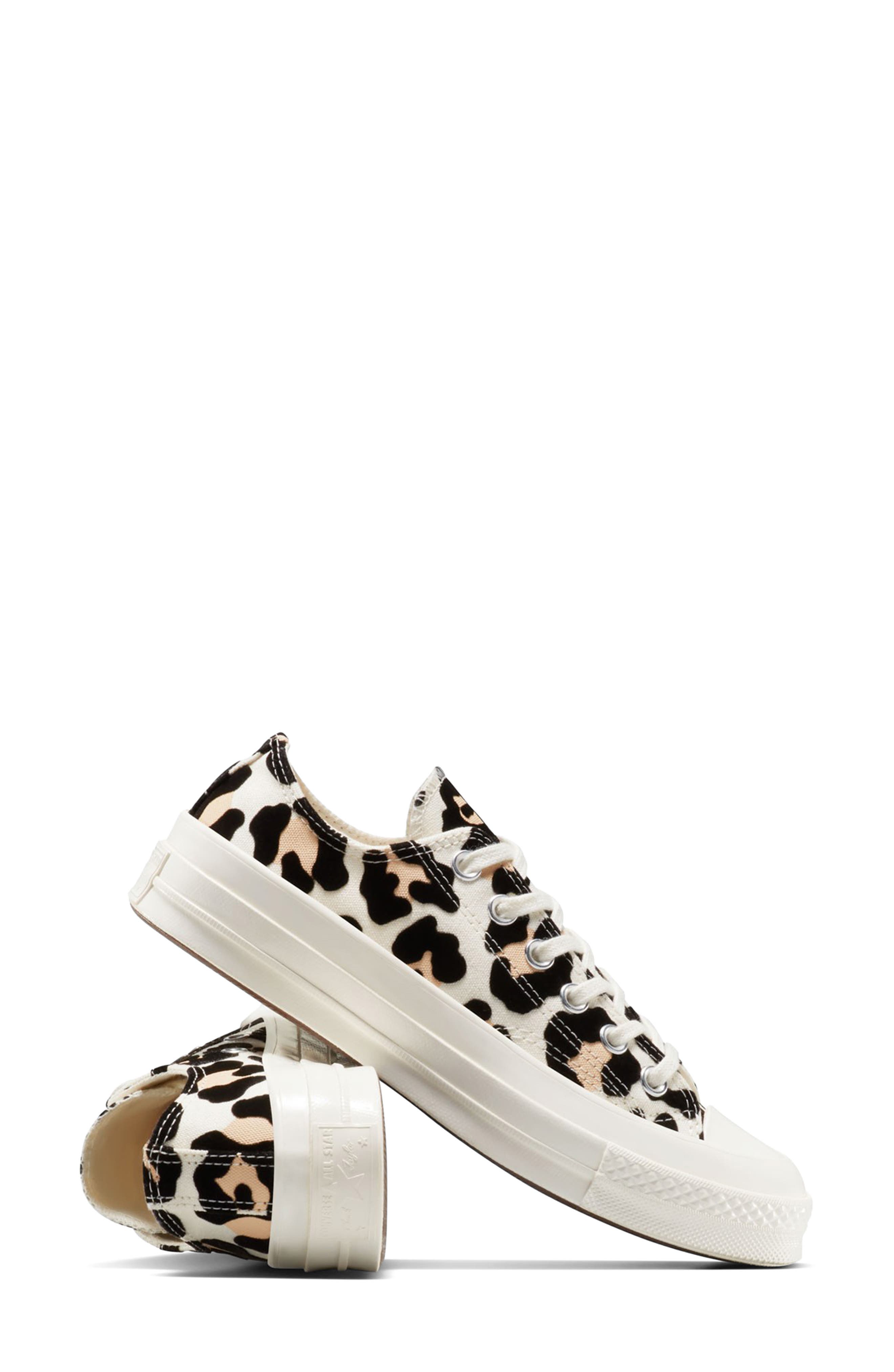 Converse Chuck Taylor<sup>®</sup> All Star<sup>®</sup> 70 Ox Low Top Sneaker, Alternate, color, Egret/ Black/ Coastal Dune