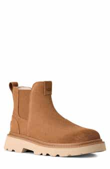 UGG® Chelsea Lug Boot
