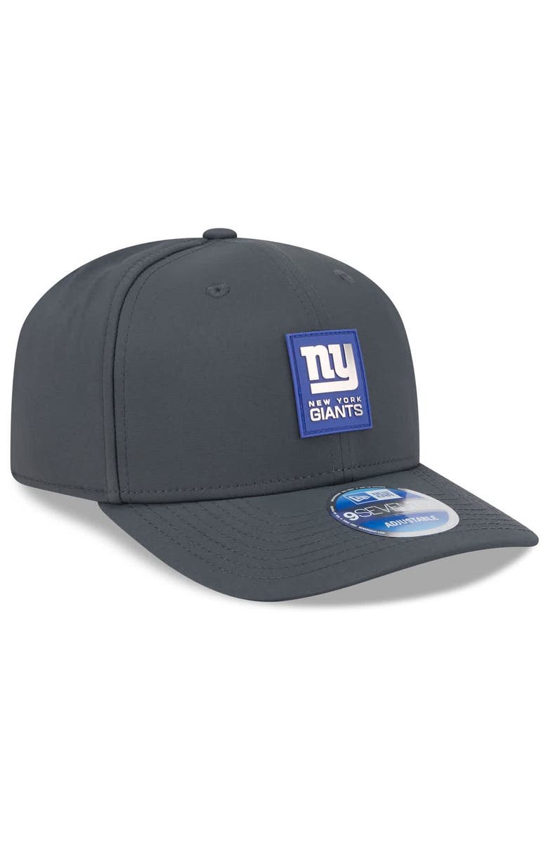 New Era Men's New Era Charcoal New York Giants 2025 Sideline Cold Weather 9SEVENTY Adjustable Hat, Alternate, color, 