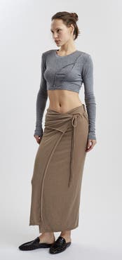 Mother of All Pepper Long Sleeves Crop Top