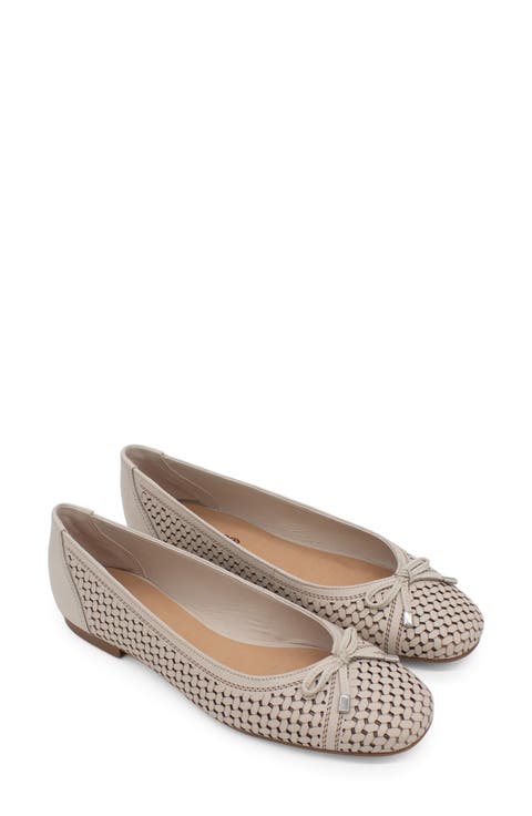Botsamya Ballet Flat (Women)