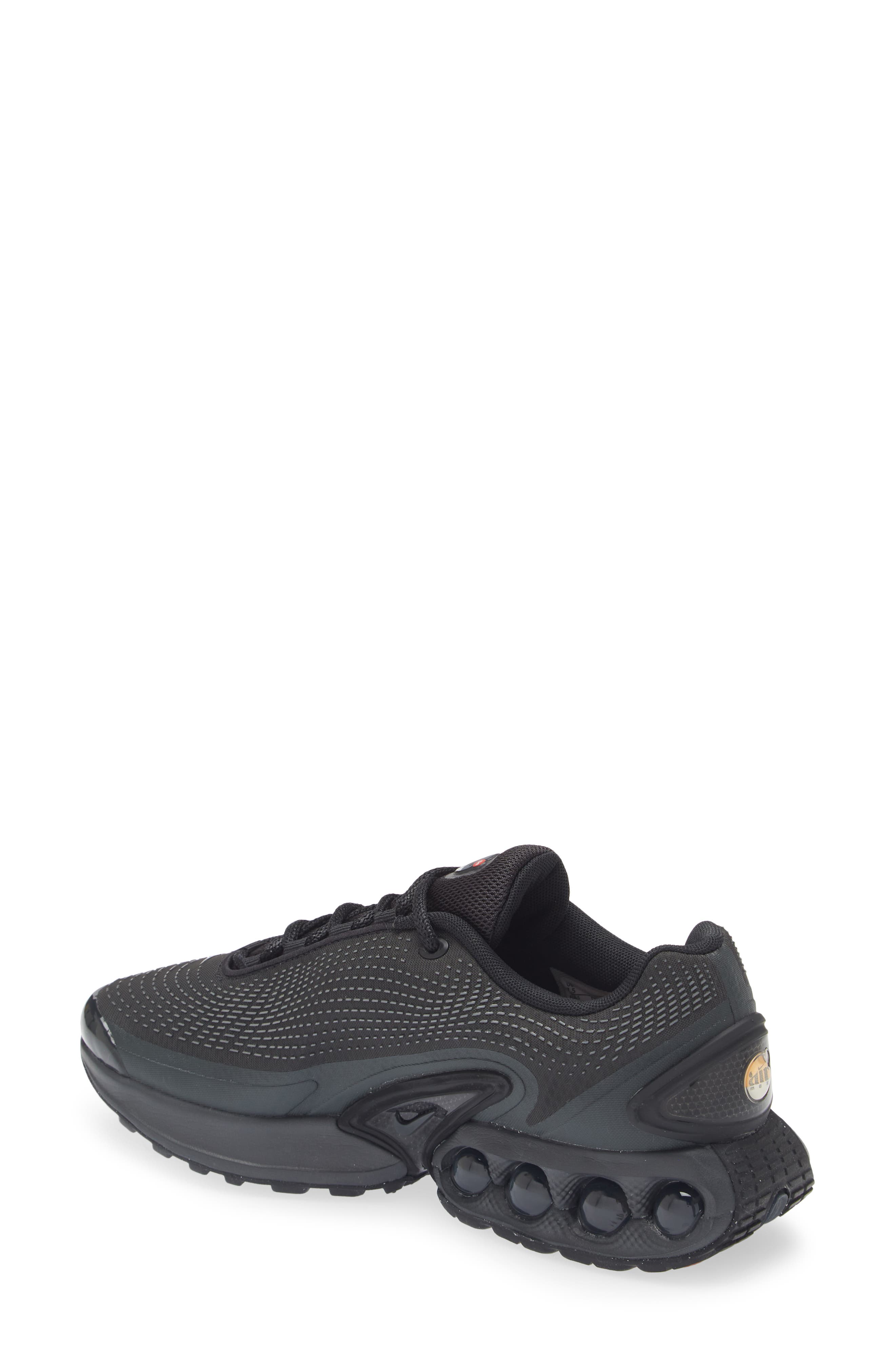 Air Max Dn Sneaker, Alternate, color, BLACK/ METALLIC DARK GREY