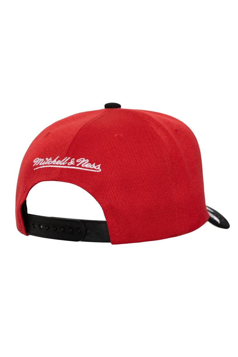Men's Mitchell & Ness Red/Black New Jersey Devils Underarch Two-Tone Pro Crown Snapback Hat, Alternate, color, Red