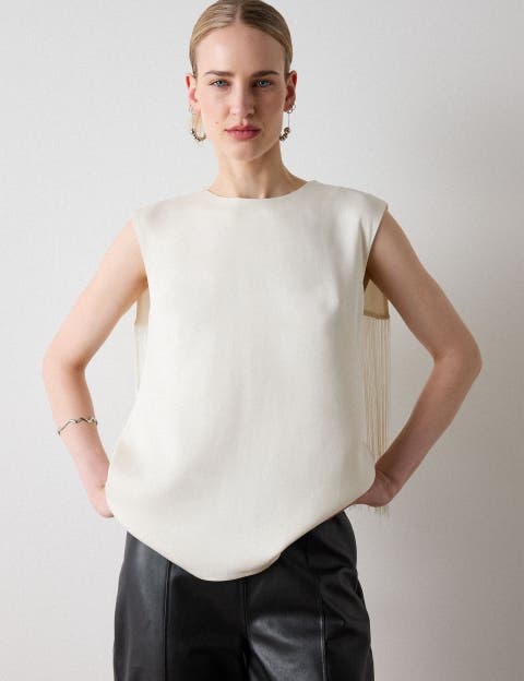 Fringe Back Sleeveless Blouse