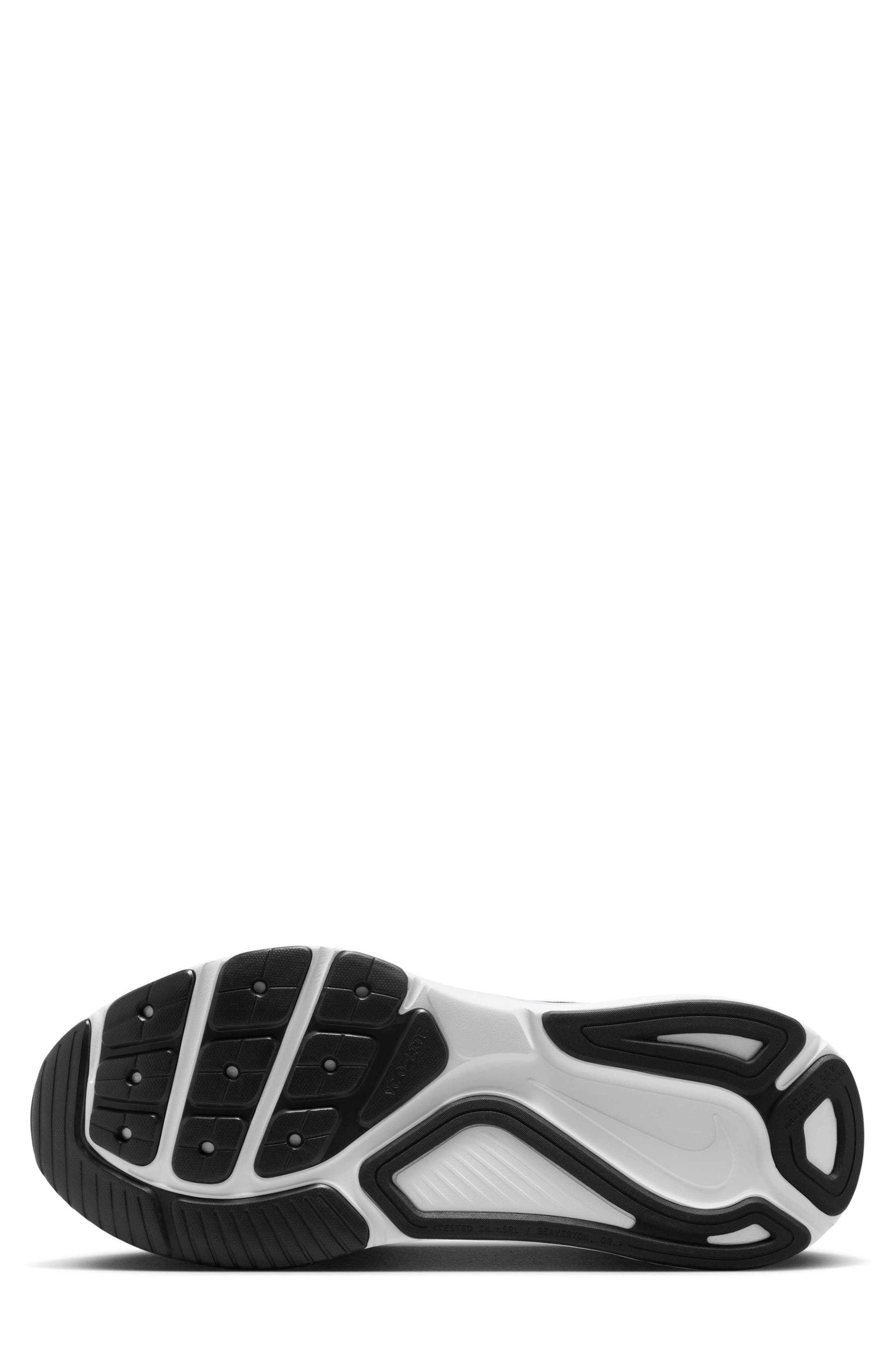 Nike Structure 26 Running Shoe, Alternate, color, 002 Black/White