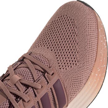 Ultradream Bold Knit Sneaker