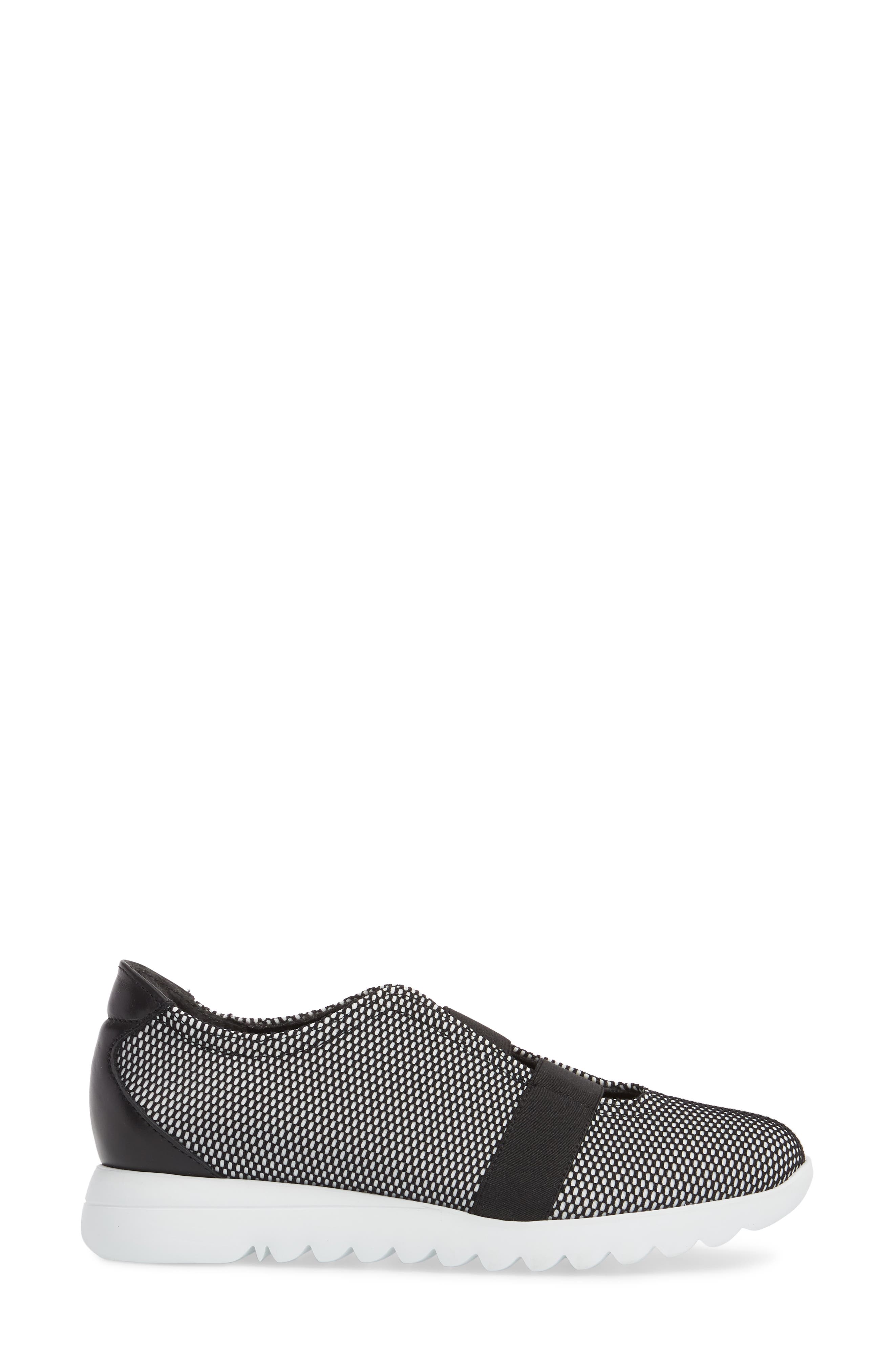 Munro Alta Slip-On Sneaker, Alternate, color, 
