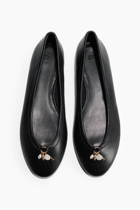 Charm-detail Ballet Flats