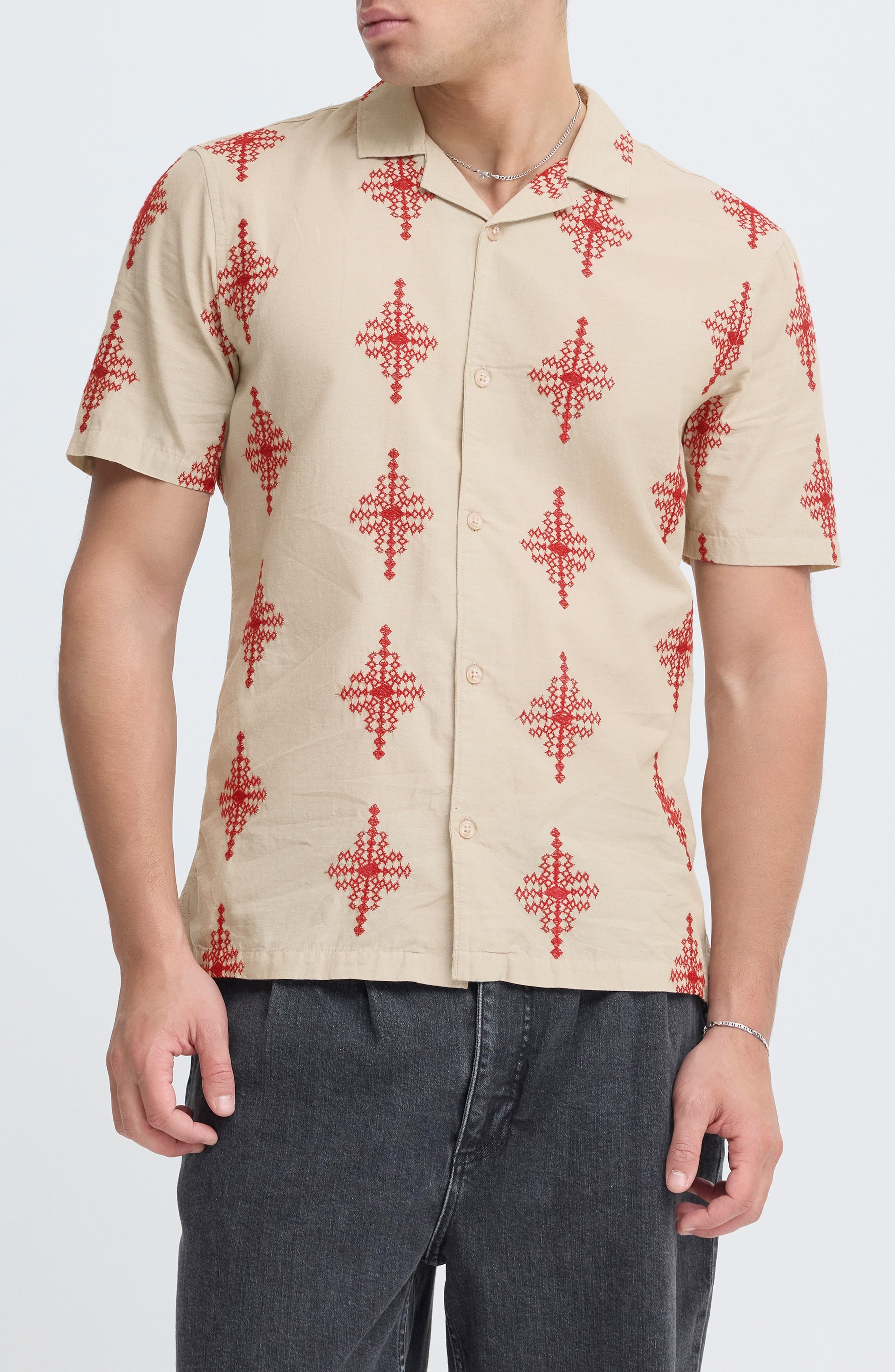 selected PLAZA TAUPE