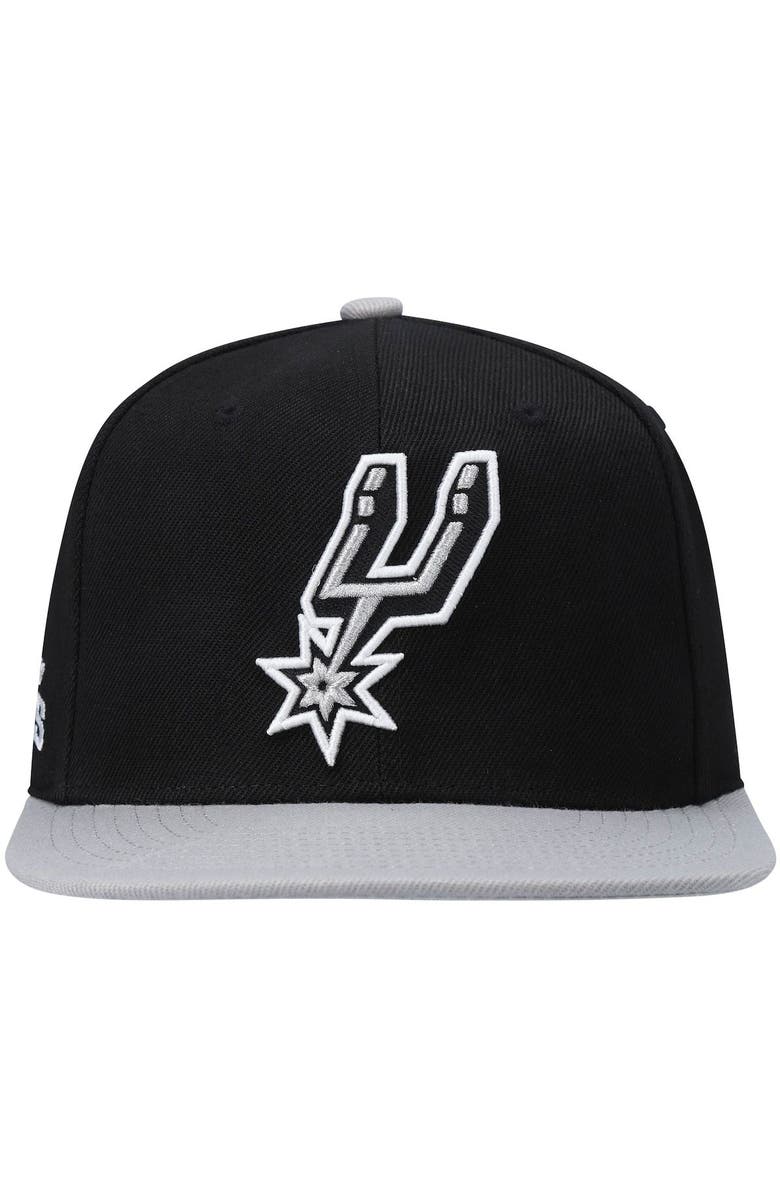 Mitchell & Ness Men's Mitchell & Ness Black San Antonio Spurs Core Side Snapback Hat, Alternate, color,