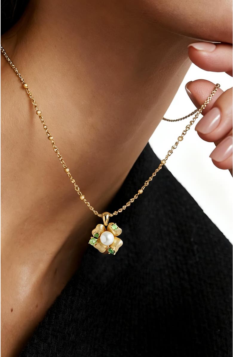 RETRO CHIC Garden Blossom Pendant Necklace, Alternate, color, Gold
