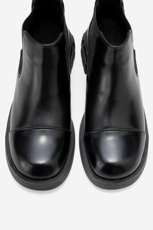 Prologue Shoes Cafune Patent Platform Boot In Black
