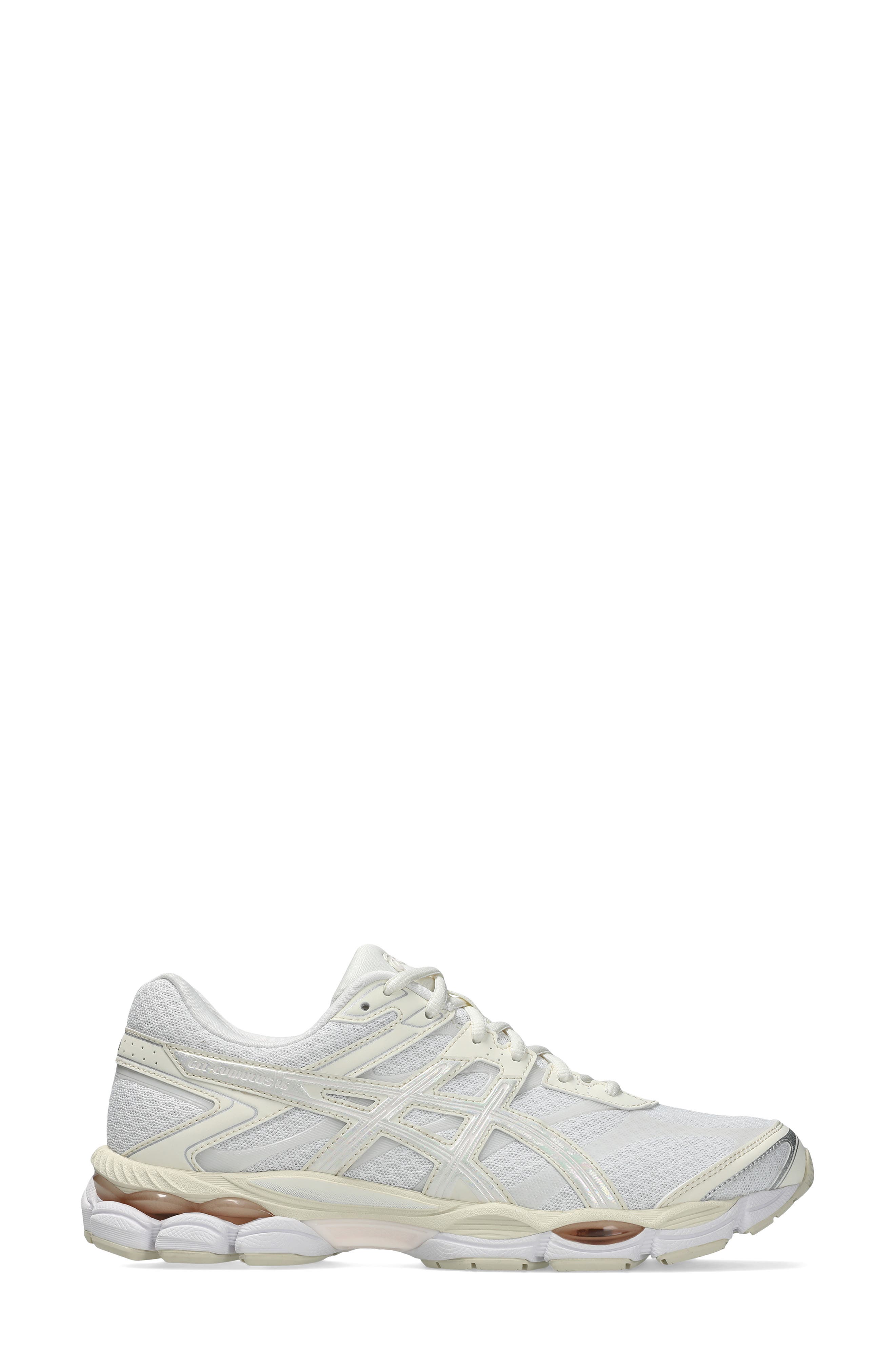 ASICS<sup>®</sup> Gender Inclusive GEL-CUMULUS<sup>®</sup> 16 Sneaker, Alternate, color, White/ Cream