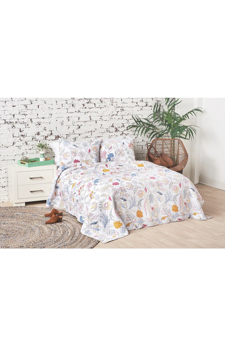 carol & frank Brie Lagoon Quilt, Main, color, White