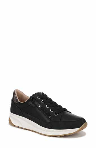 Naturalizer Jace Sneaker
