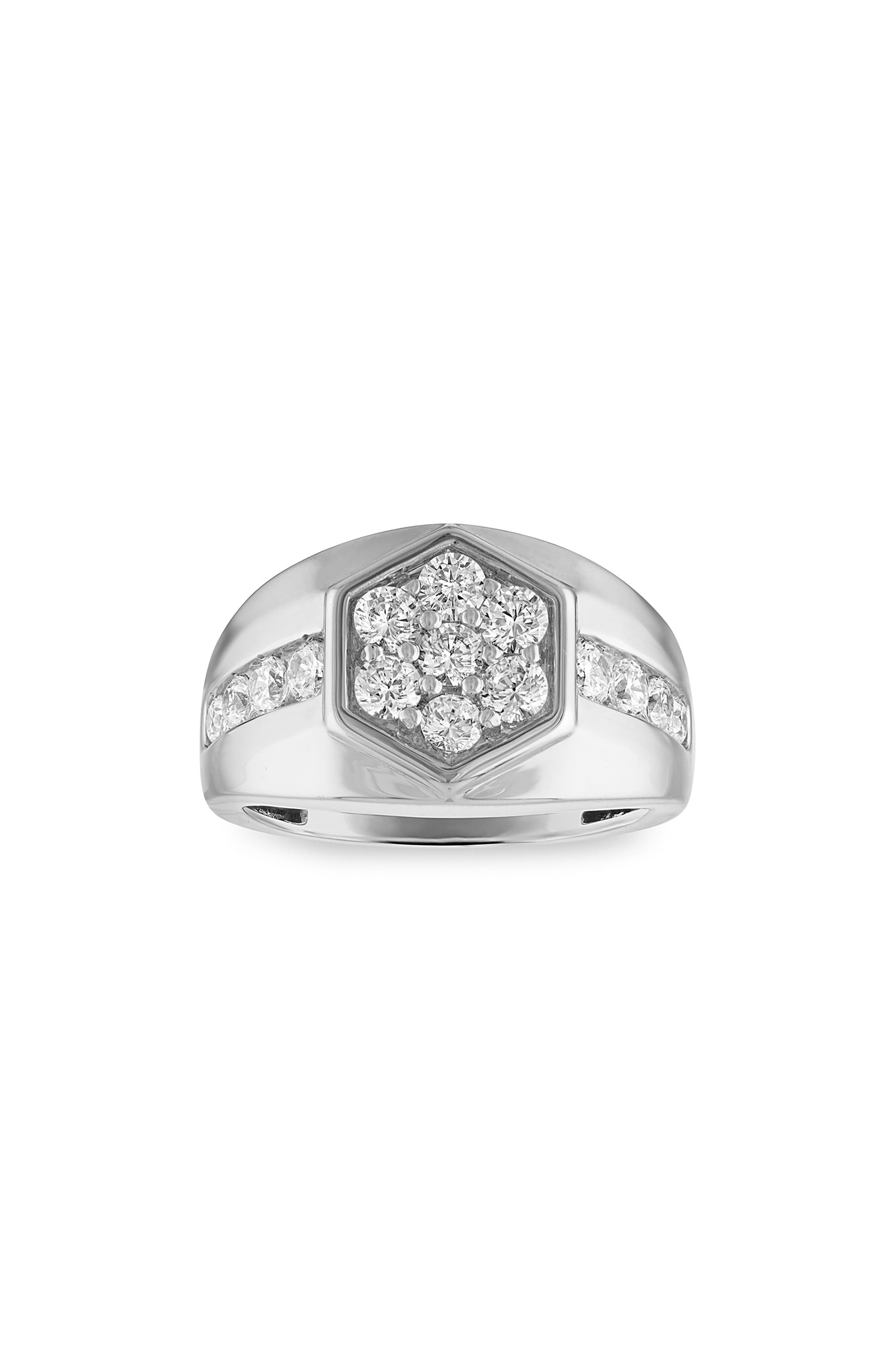 Esquire Diamond Ring