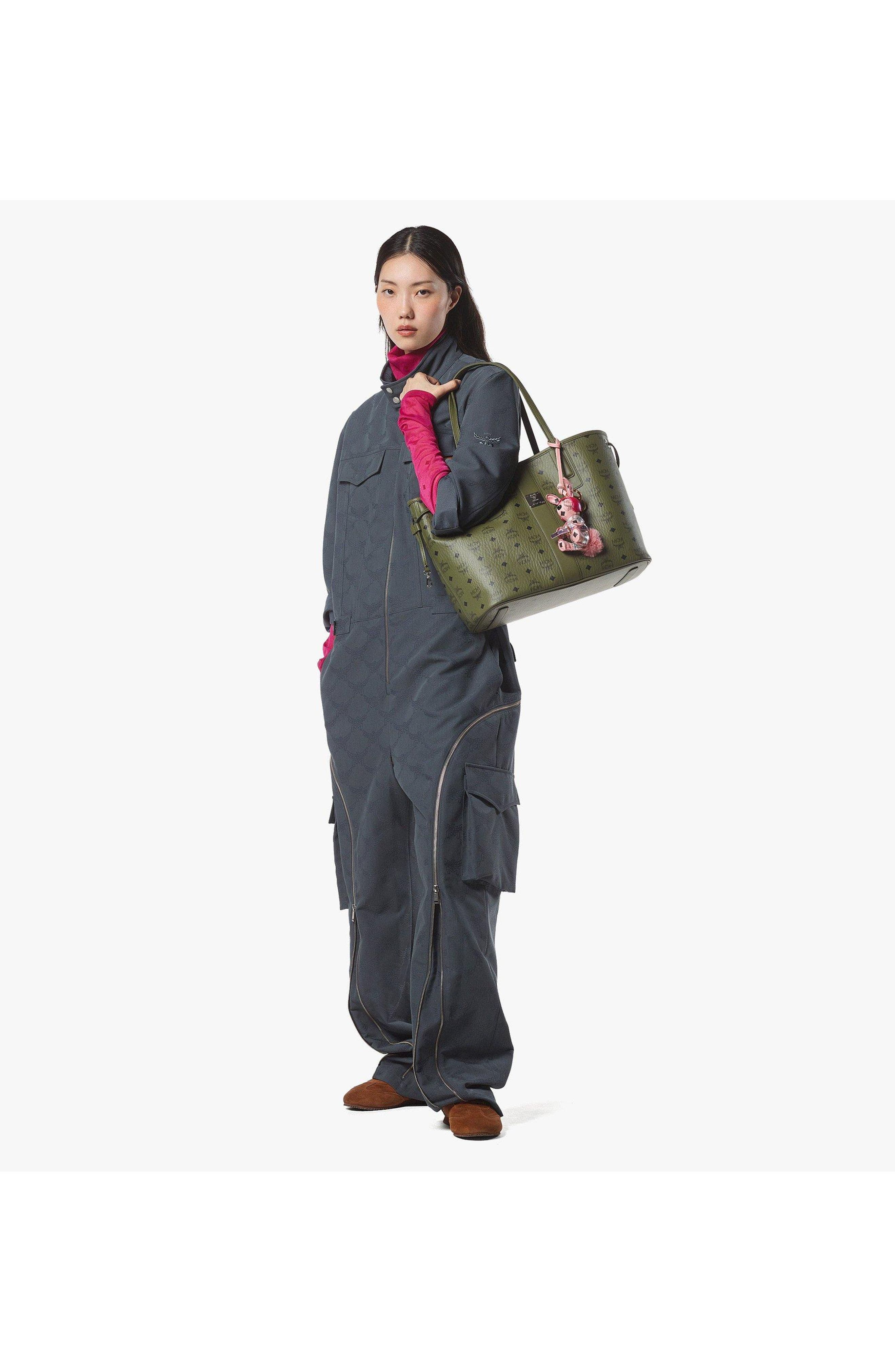 MCM Medium Liz Shopper in Visetos, Alternate, color, 