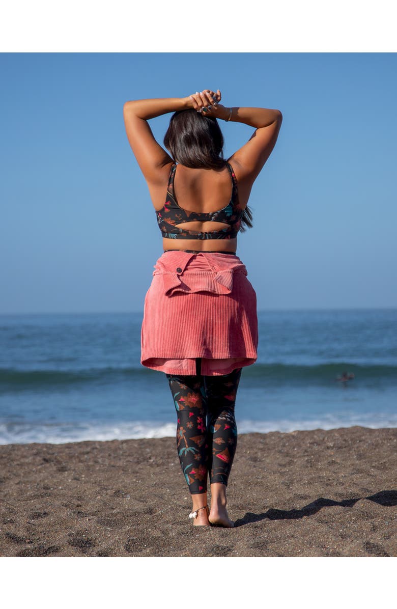 Carve Designs Korbyn Compression Top D-DD Cup, Alternate, color, Scattered Floral