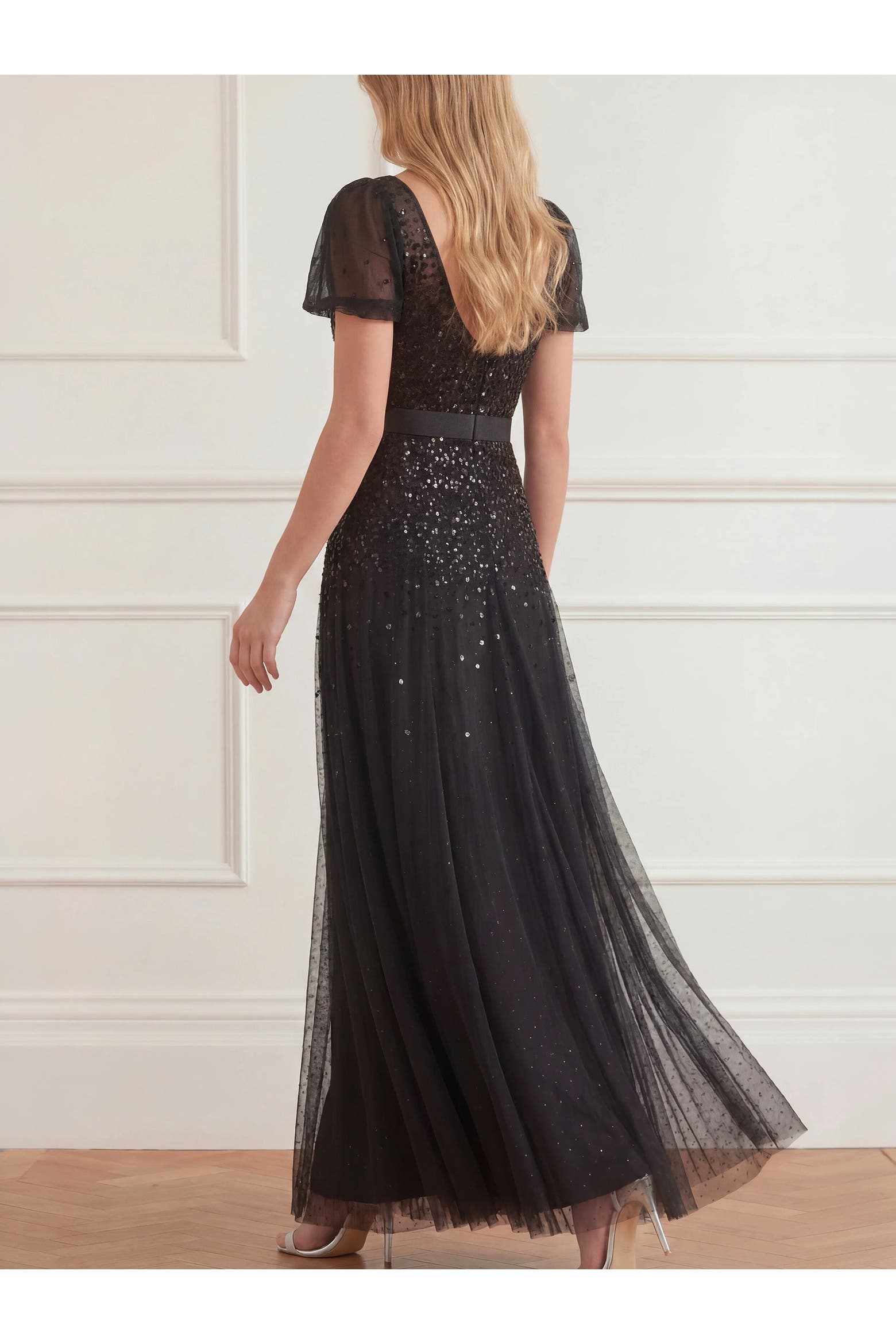 Short Syringes Needle & Thread Sequin Cascade Bow Short Sleeve Gown (Women) | Nordstrom
