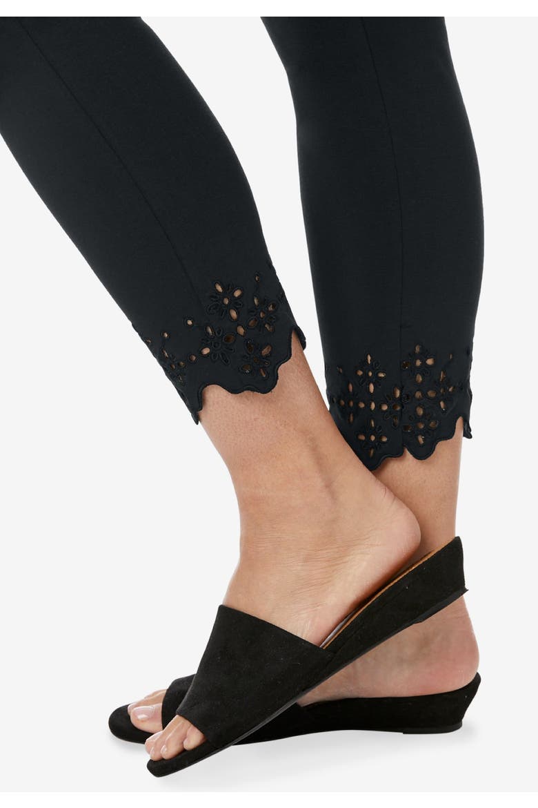 Stretch Cotton Eyelet Capri Legging, Alternate, color, NAVY FLORAL EYELET