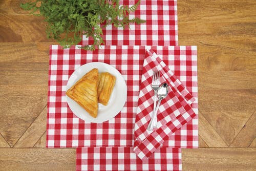 C & F Home C&f Home Ashford Red Cotton Napkin Machine Washable Set Of 6 In Multi