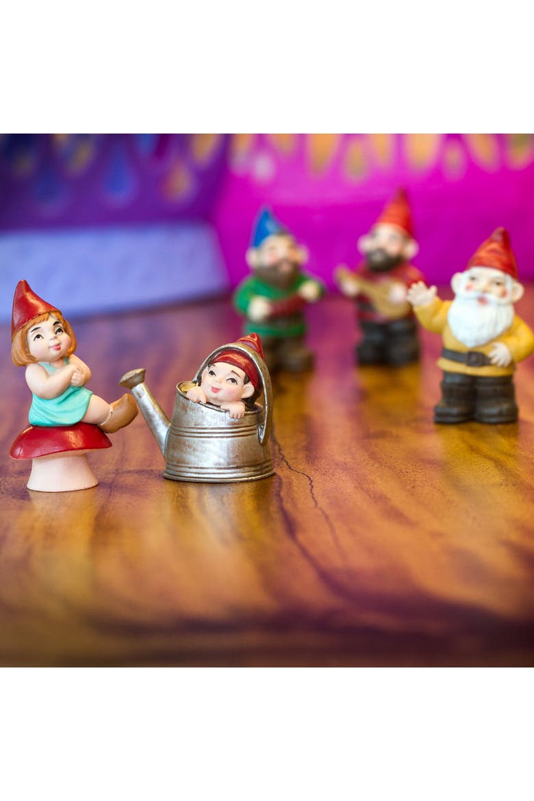 Gnome Family Toy, Alternate, color, No Color