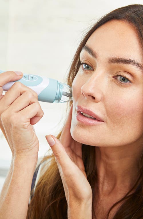 Pmd Personal Microderm Elite Pro Exfoliation Device In Blue