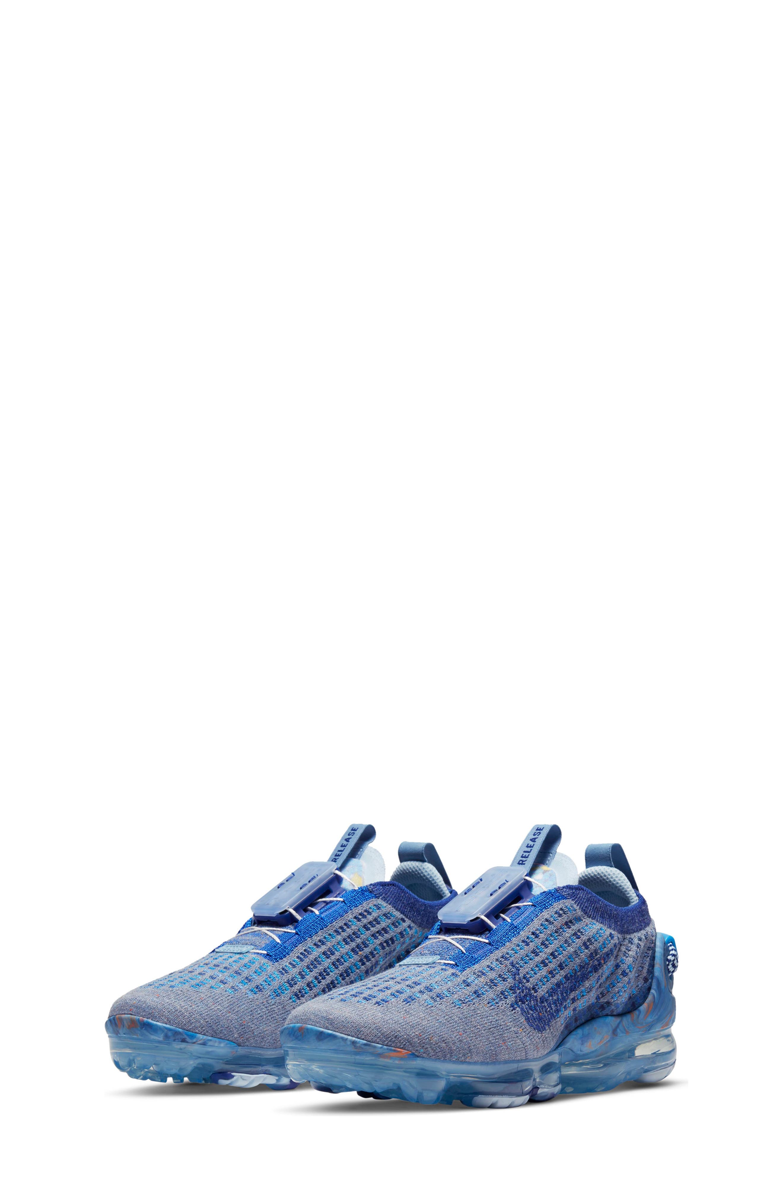 Air VaporMax 2020 Flyknit Sneaker, Main, color, BLUE/ DEEP ROYAL BLUE/ BLUE