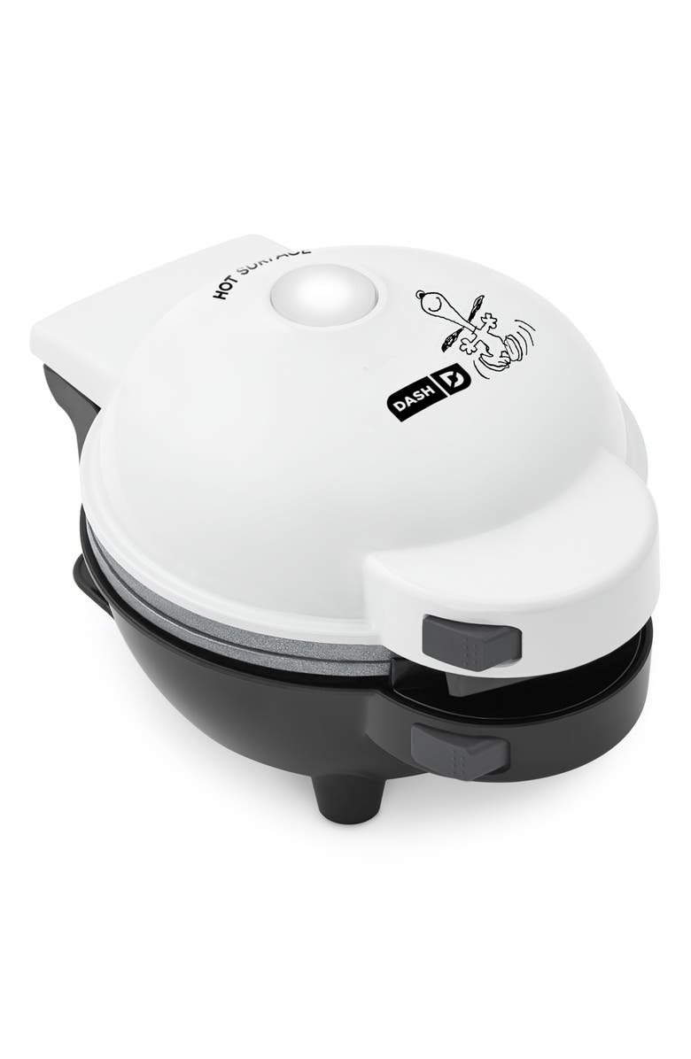 Dash Peanuts Snoopy MultiMaker Mini Waffle Maker, Main, color, White