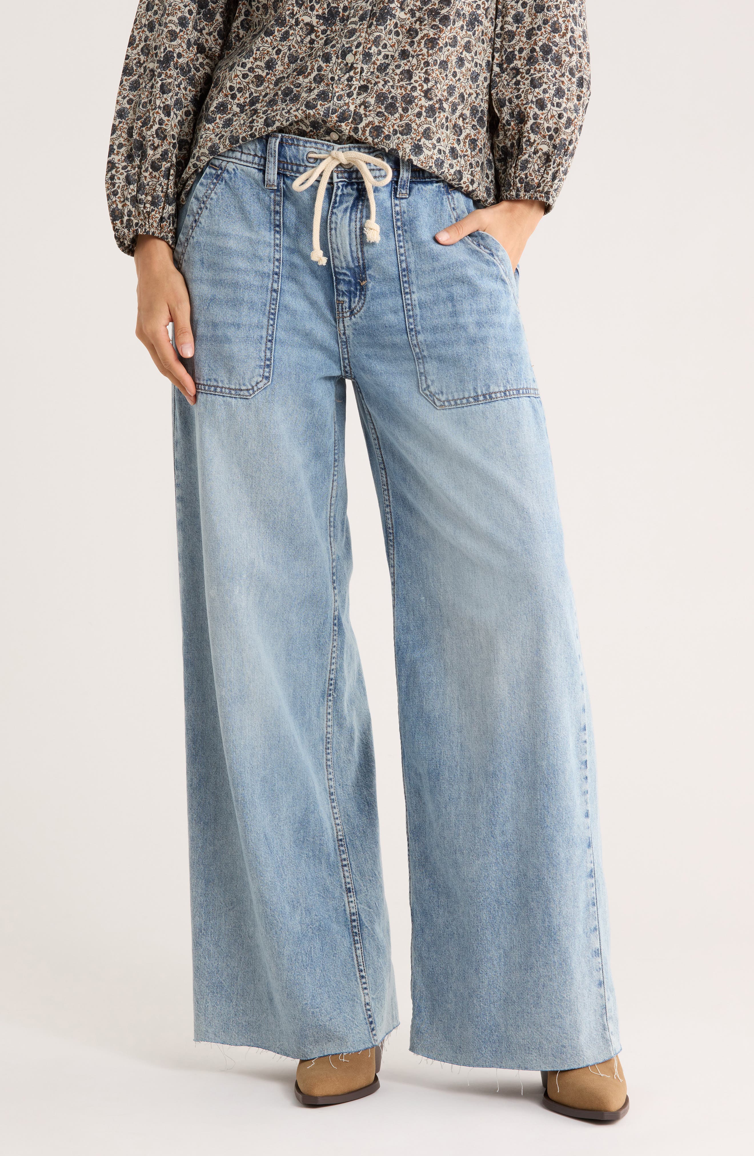 Lucky Brand Patch Pocket Raw Hem Wide Leg Pull-On Jeans